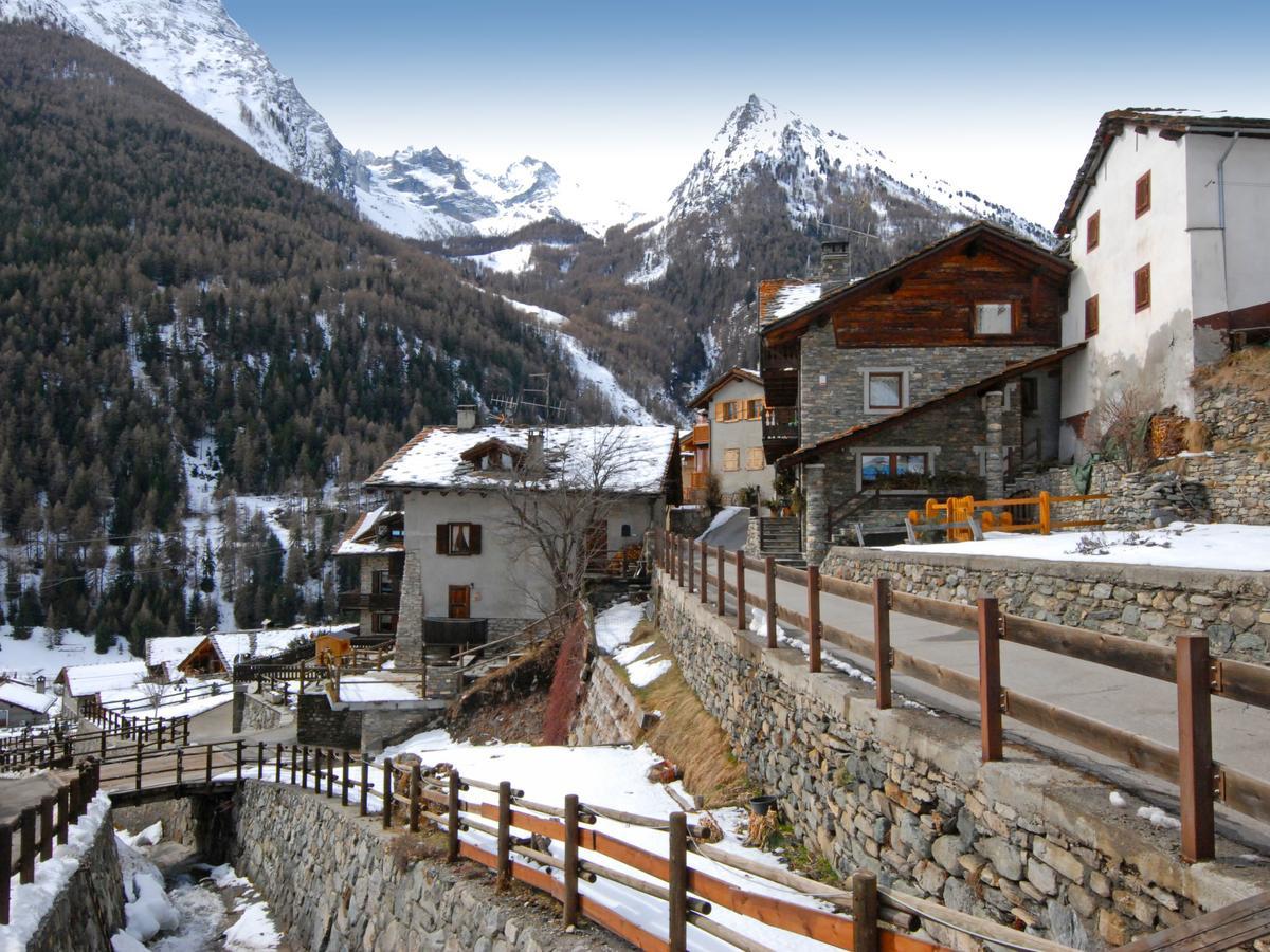 Hôtel Locazione Turistica Epinel à Cogne Extérieur photo